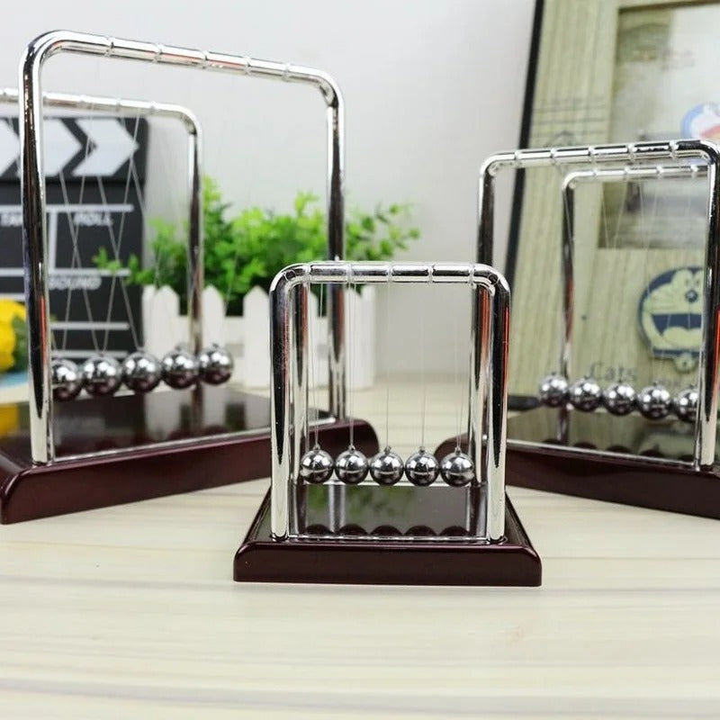 Newton's Cradle Desk Table Decor Metal Pendulum