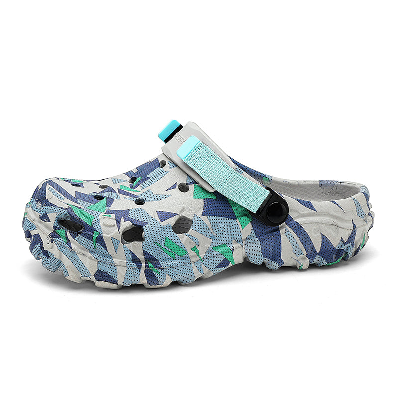 New Men's Clogs Slippers Sandal Men Garden Shoes