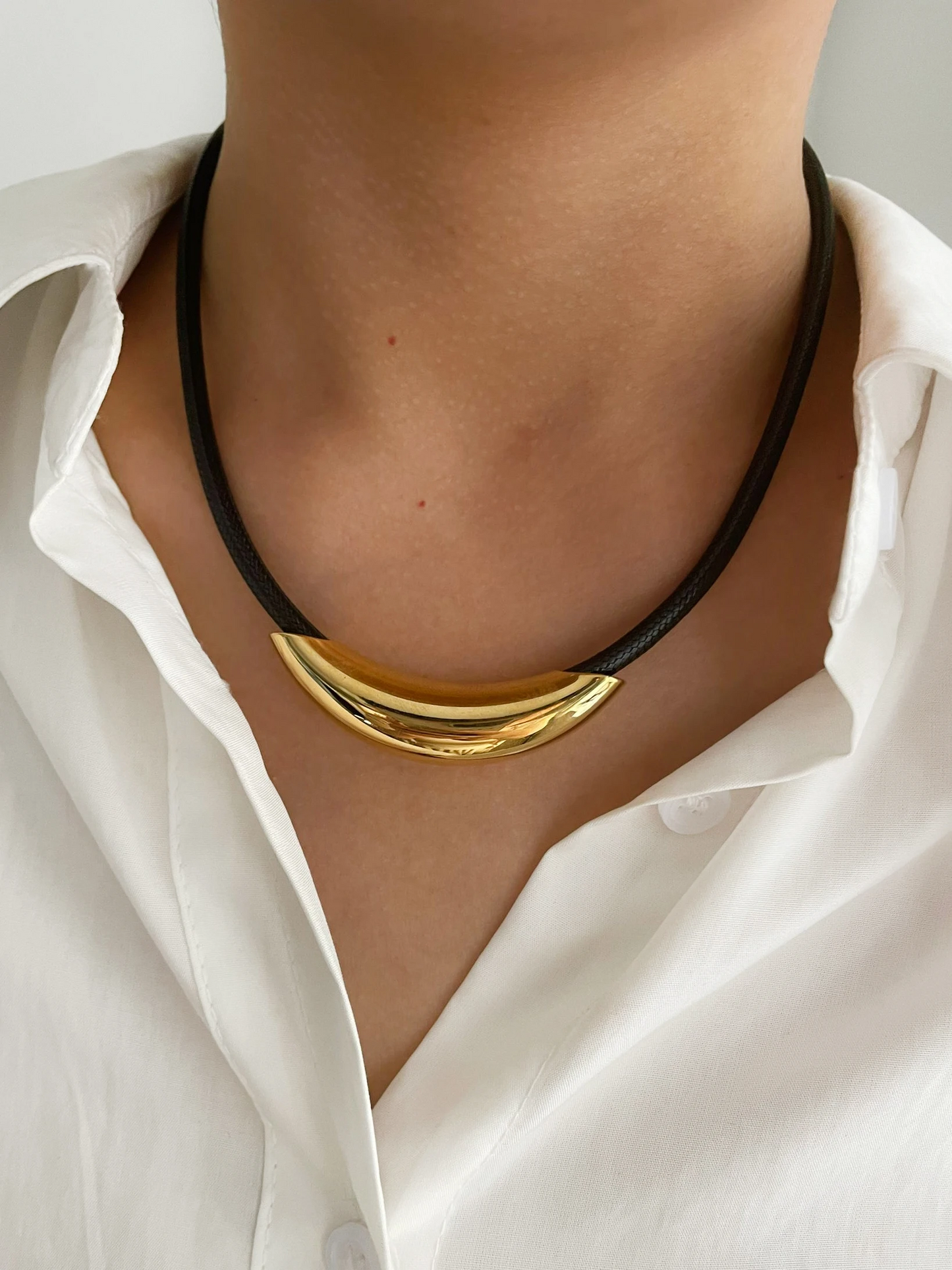 Tarnish Gold Plated Tube Choker Necklace for Women