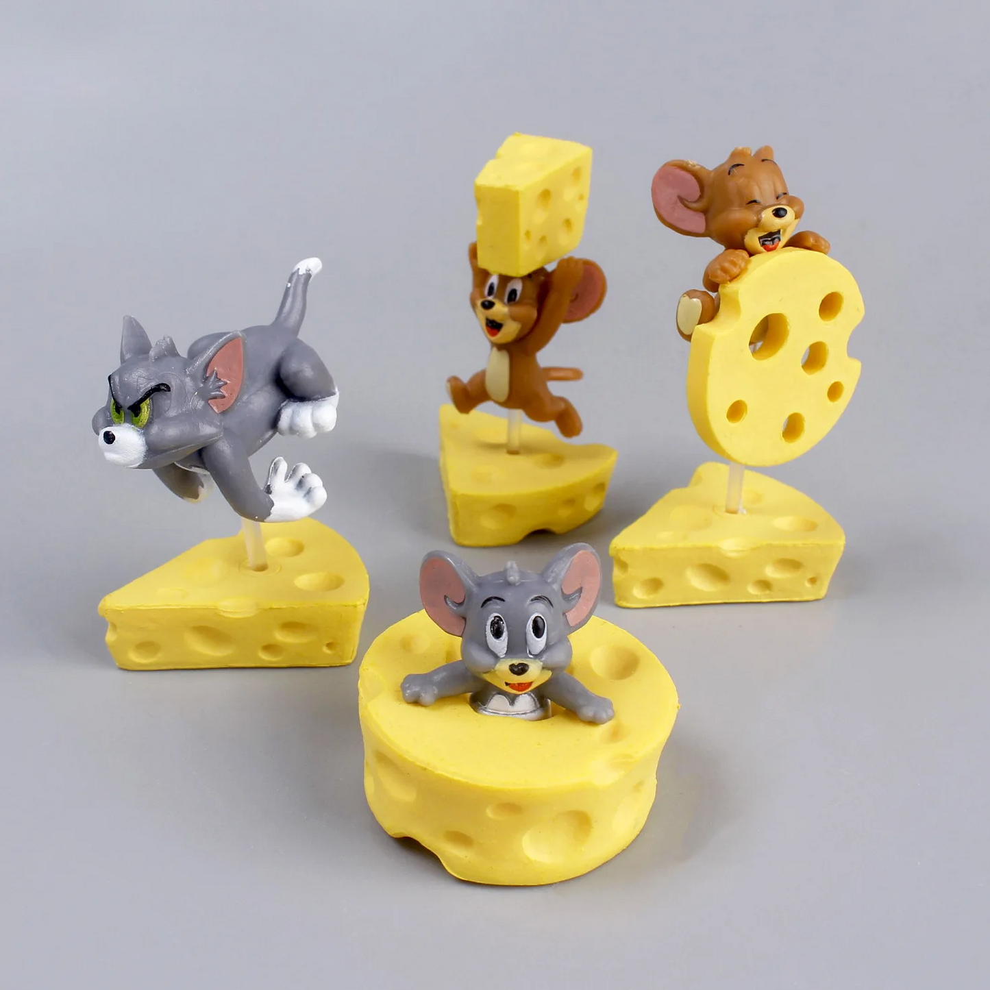 4pcs Tom Cat Jerry Mouse PVC Statue Action Figure Anime Collection Cake