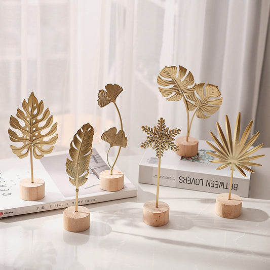 1pcs Golden Ginkgo Leaf Feather Metal Model Figurines