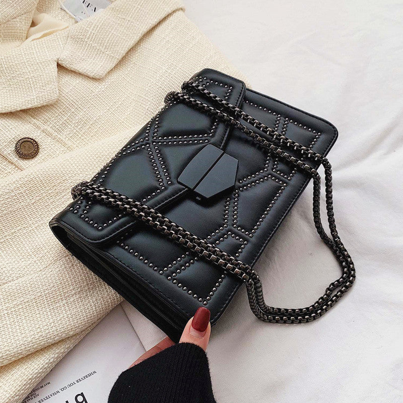 Vintage Rivet Chain Small Shoulder Bags For Women