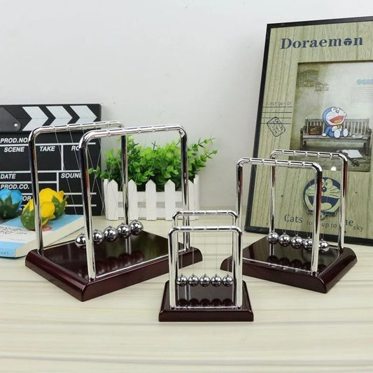 Newton's Cradle Desk Table Decor Metal Pendulum