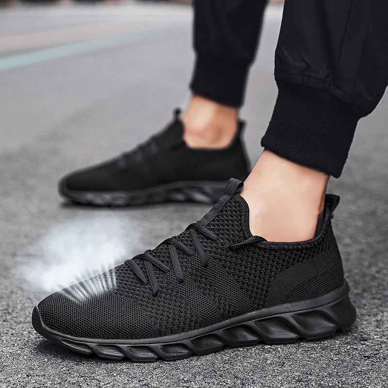 Hot Sale Light Man Running Shoes Comfortable Breathable Men's Sneaker
