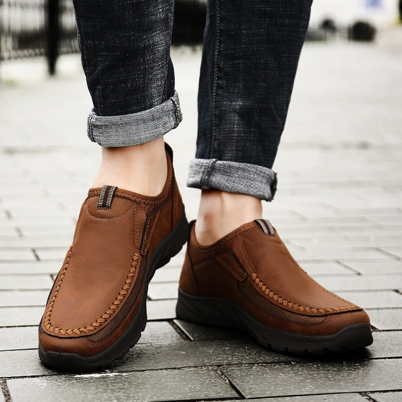 Men Casual Shoes Breathable Loafers Sneakers Fashion Comfortable