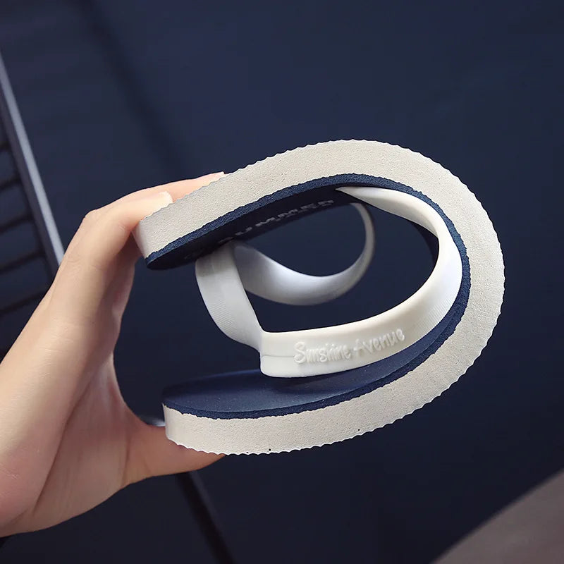 Men  Summer slipper Beach Sandals Anti-slip Fashion Outdoor