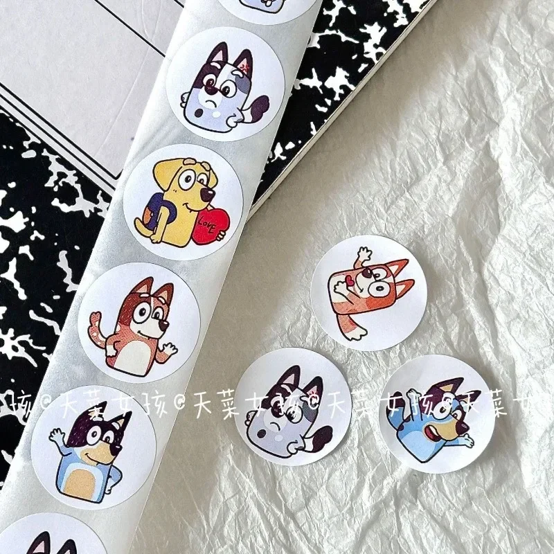 500 Sheets/roll Bluey Bingo Family Stamp Stickers Cute Cartoon Anime Stickers