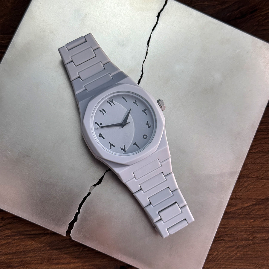 Hot sales in the Middle East high-end plastic men's watch