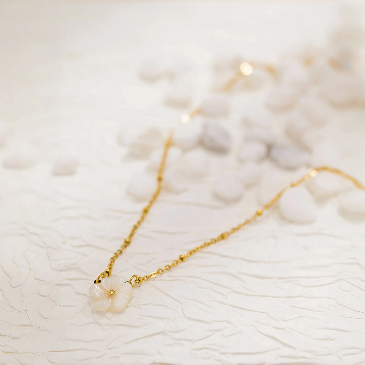 Elegant Flower Shell Necklace for Women