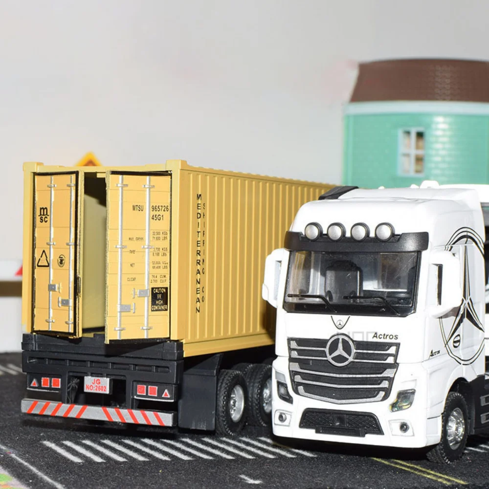1:50 Diecast Alloy Truck Head Model Toy Container