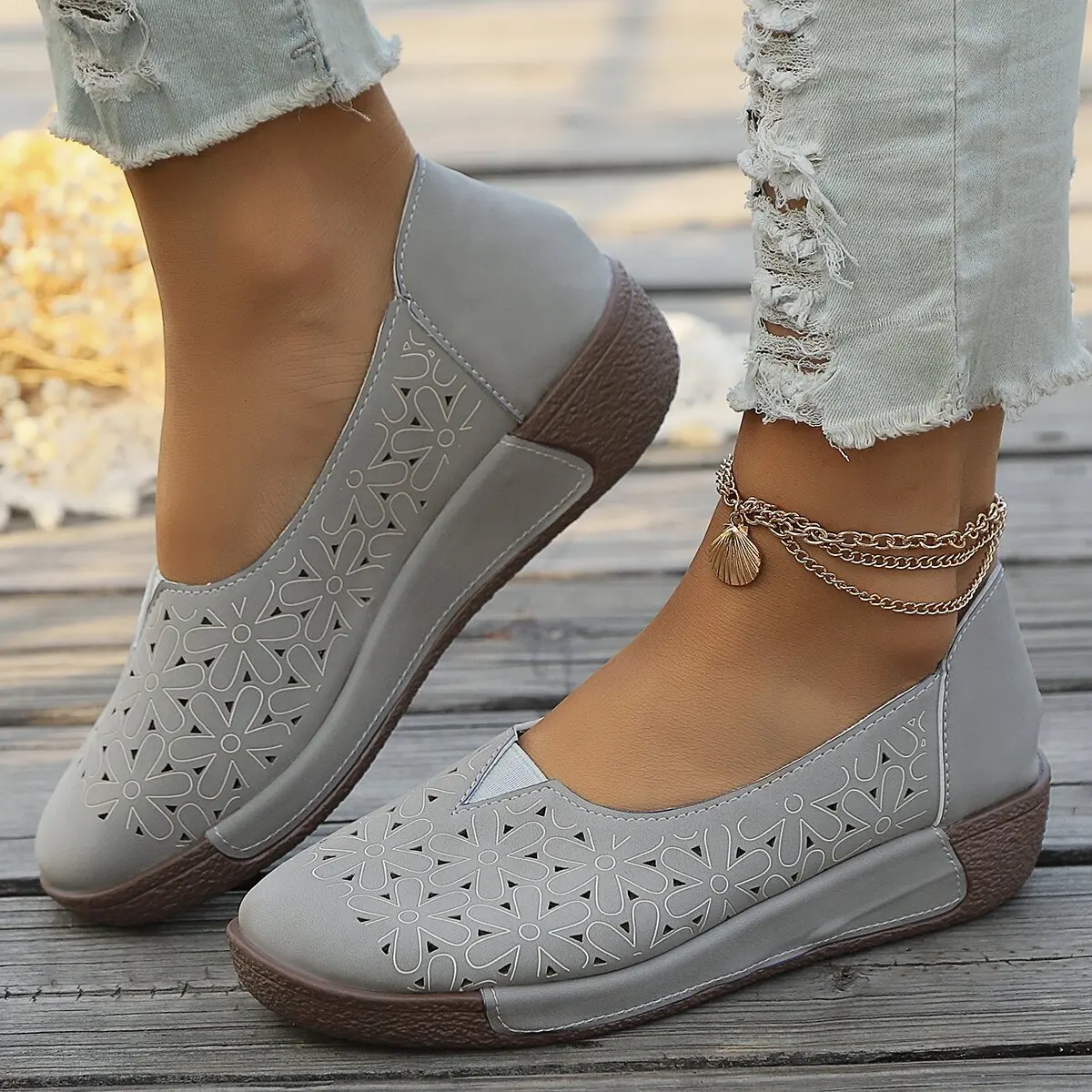 New Summer Mesh Breathable Sneakers Women