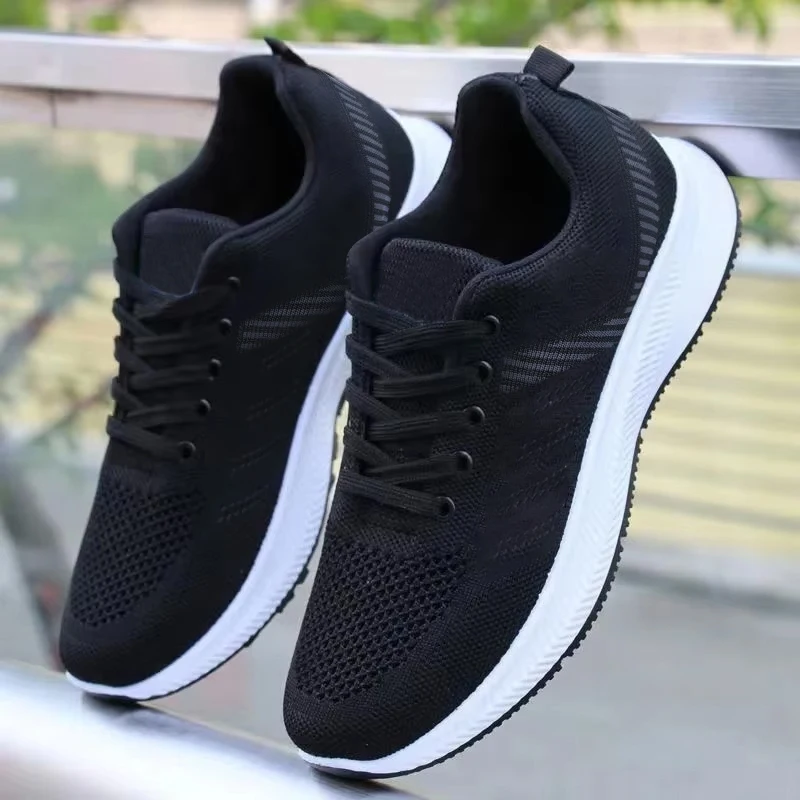 2025 Men's casual versatile shoes