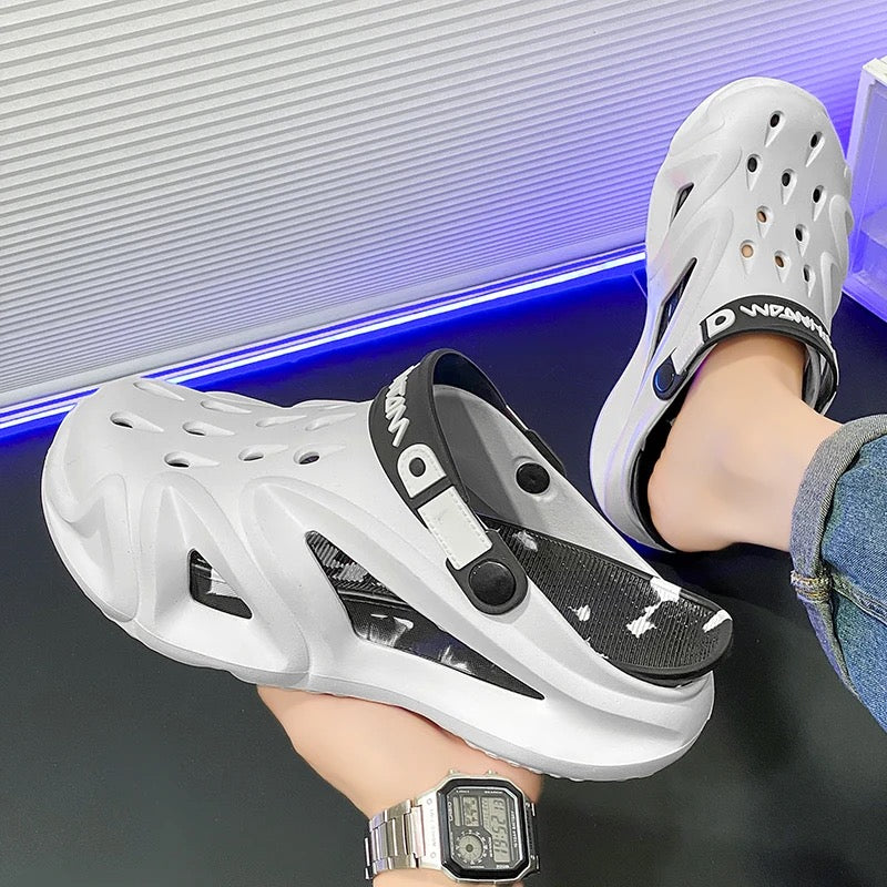 Men's Sandals Summer Slippers for Men Personality Outdoor Masn Slipper