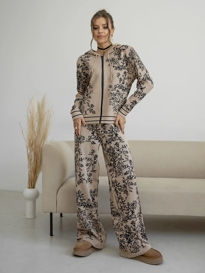 2 Piece Ink Floral Winter Knit Pants Set Women