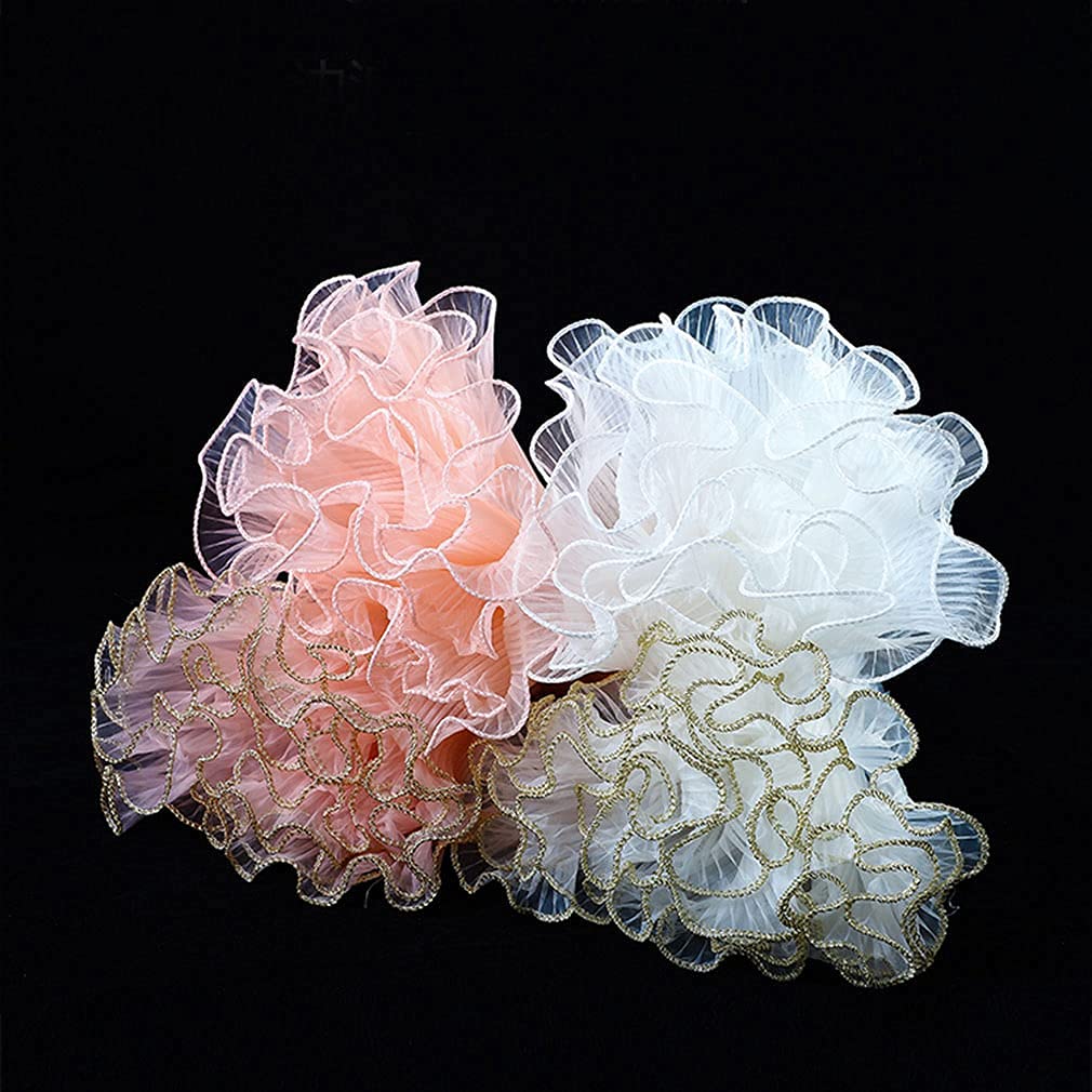 White Floral Packaging for Bouquets Including Decorative Mesh Wrapping Paper