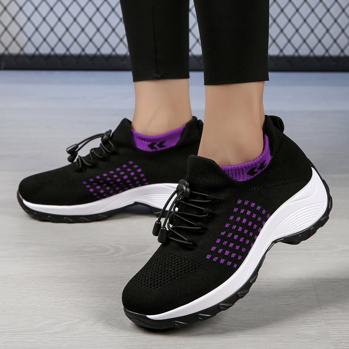 Fashionable flying woven women's shoes