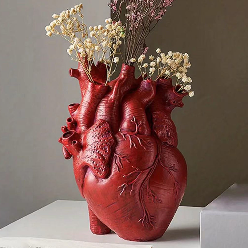 Creative Vases Heart-Shaped Sculpture