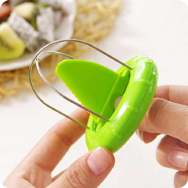 1pcs Kiwi Cutter Kitchen Detachable