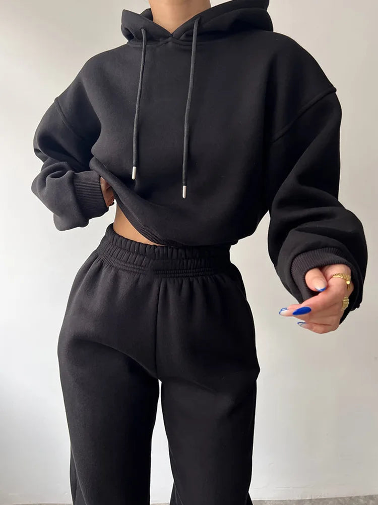 Fashionable Casual Hoodie And Sporty Pants Women's Set