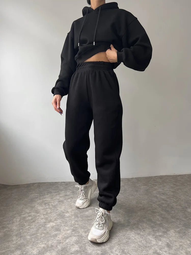 Fashionable Casual Hoodie And Sporty Pants Women's Set