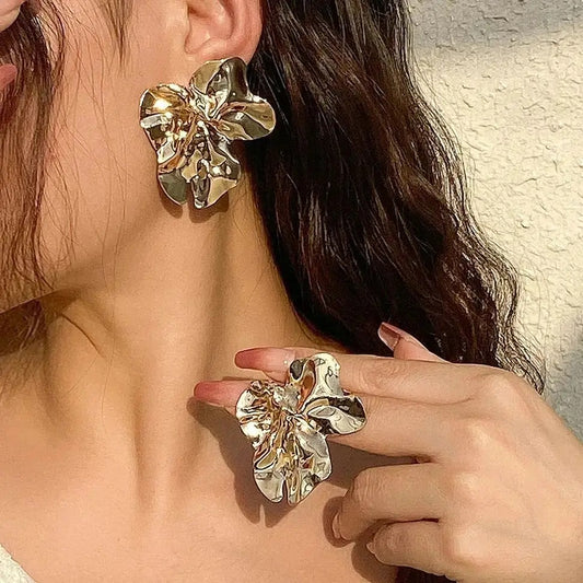 Vintage Elegant Gold Color Big Flower Stud Earrings
