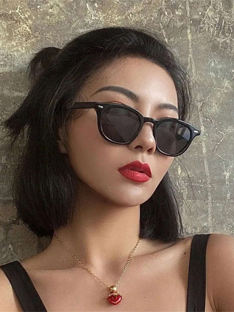 New Square Sunglasses for Women Vintage Fashion