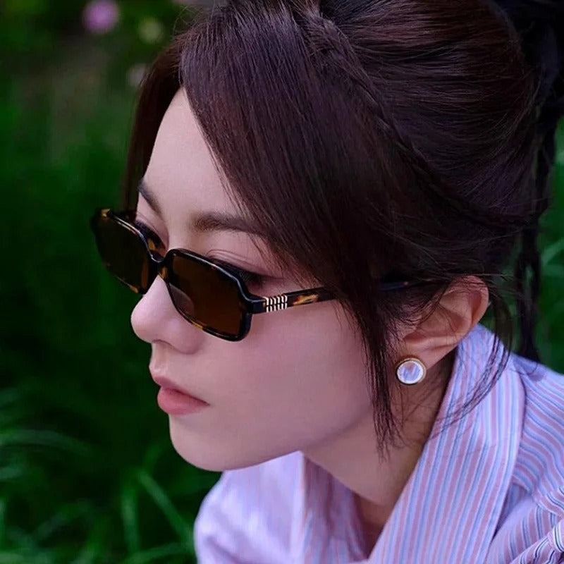 Luxurious Rectangle Sunglasses Women