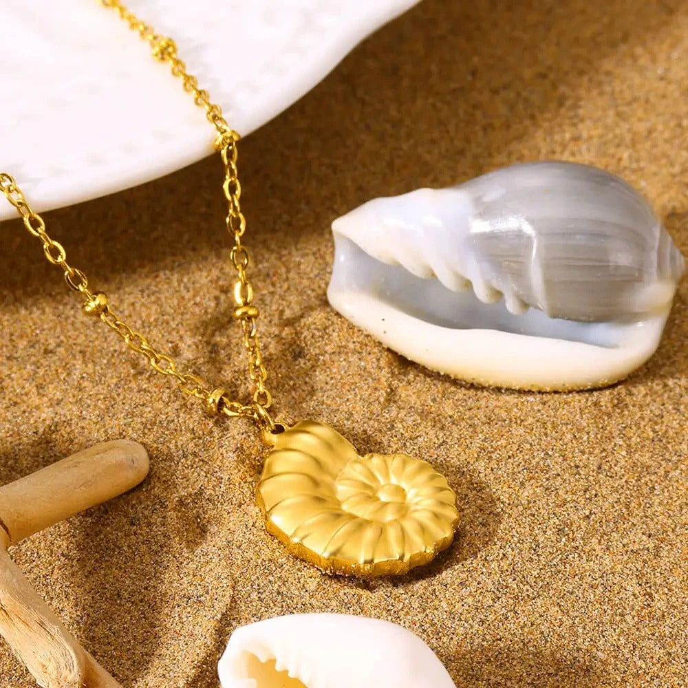 Fashion Conch Pendant Necklaces For Women