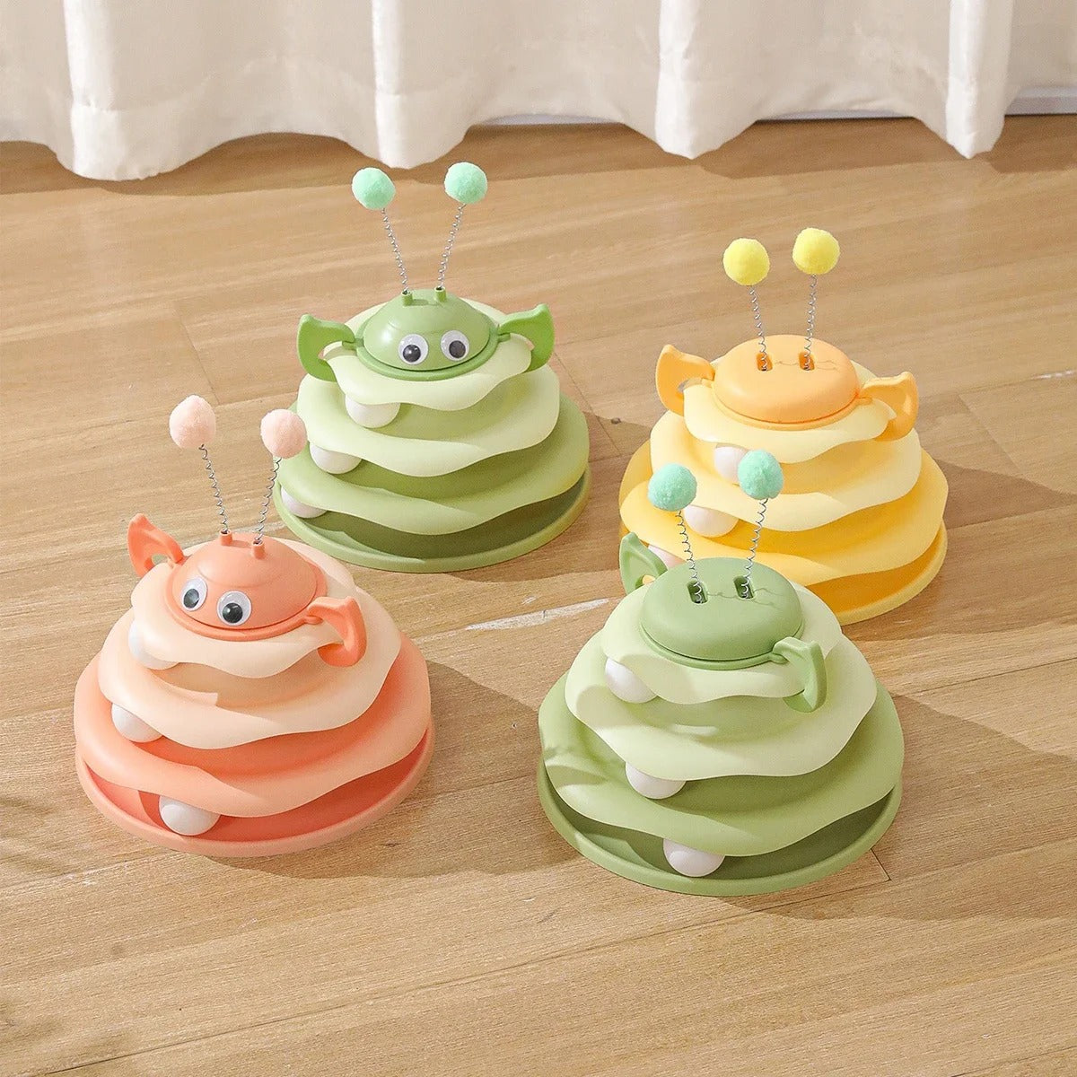 Three-Layer Bee-Shaped Track Cat Toy