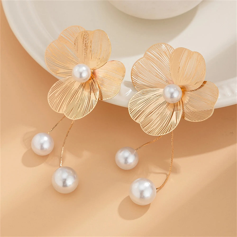 Fashion Large Flower Earring with Pearl Pendant
