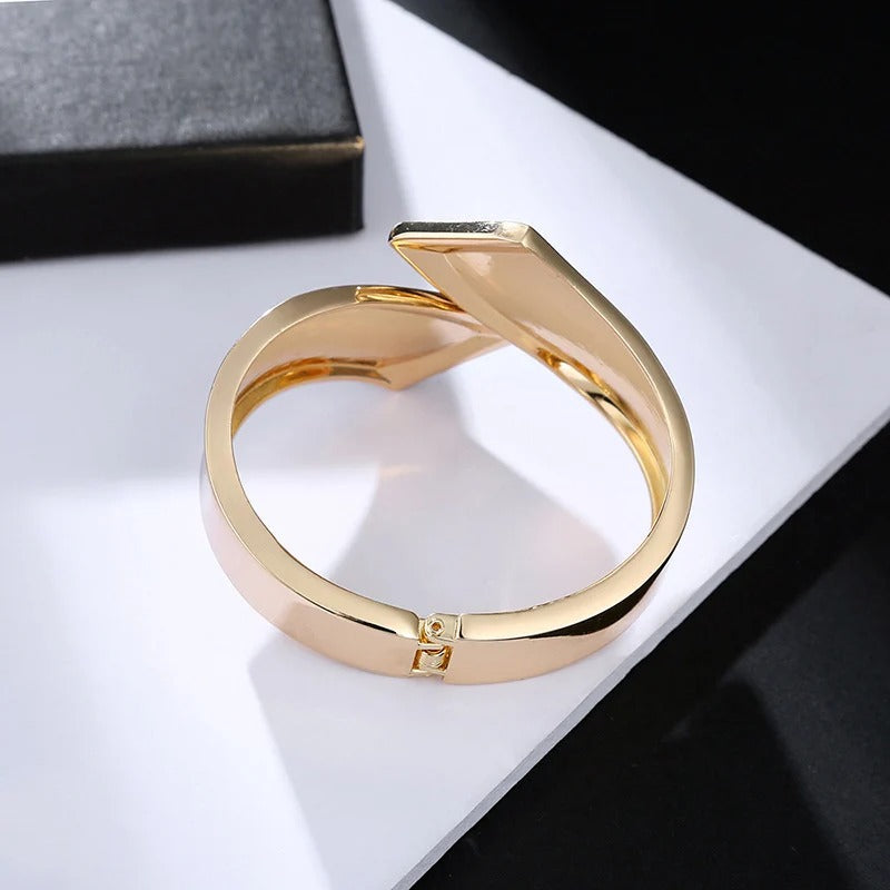 Smooth Irregular Geometric Cuff Bracelets For Women