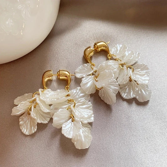 New design fashion jewelry resin shell fringe front and back earrings
