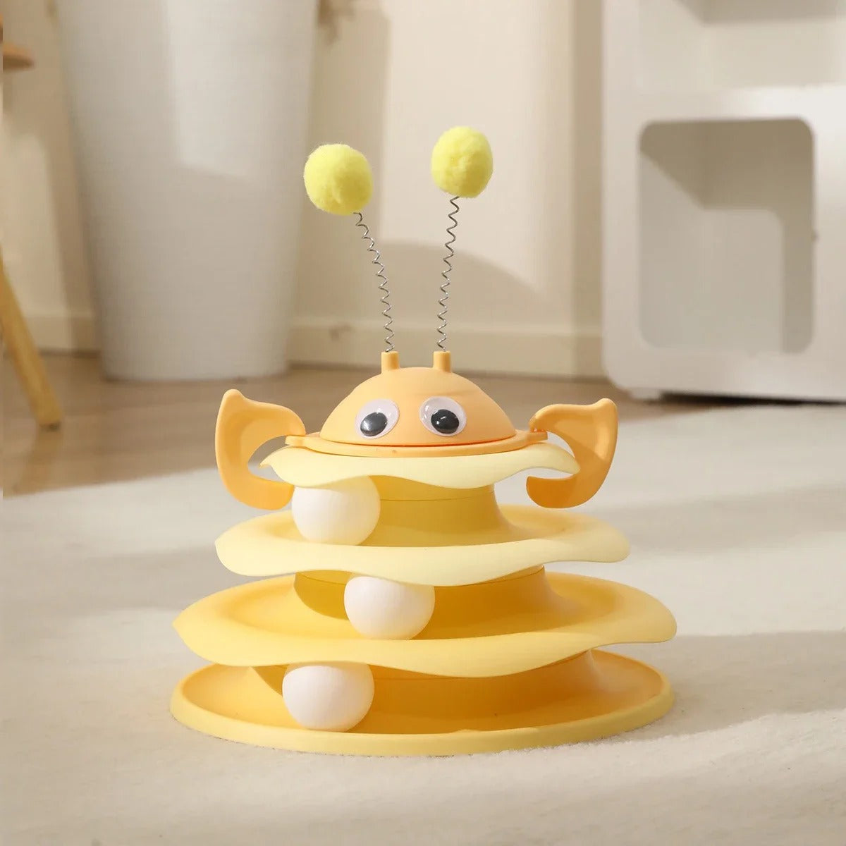 Three-Layer Bee-Shaped Track Cat Toy