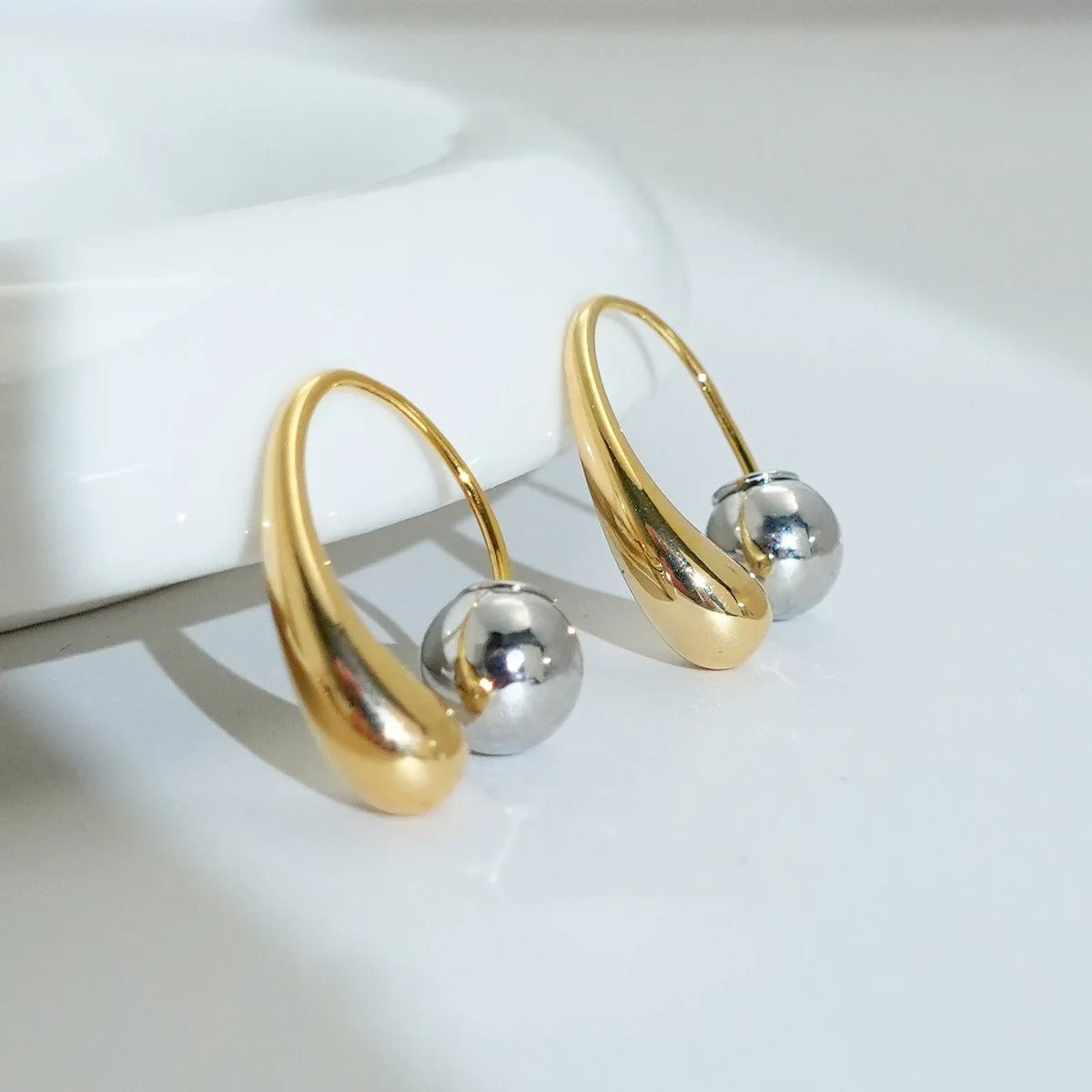 Dainty Flower Stud Earrings for Women