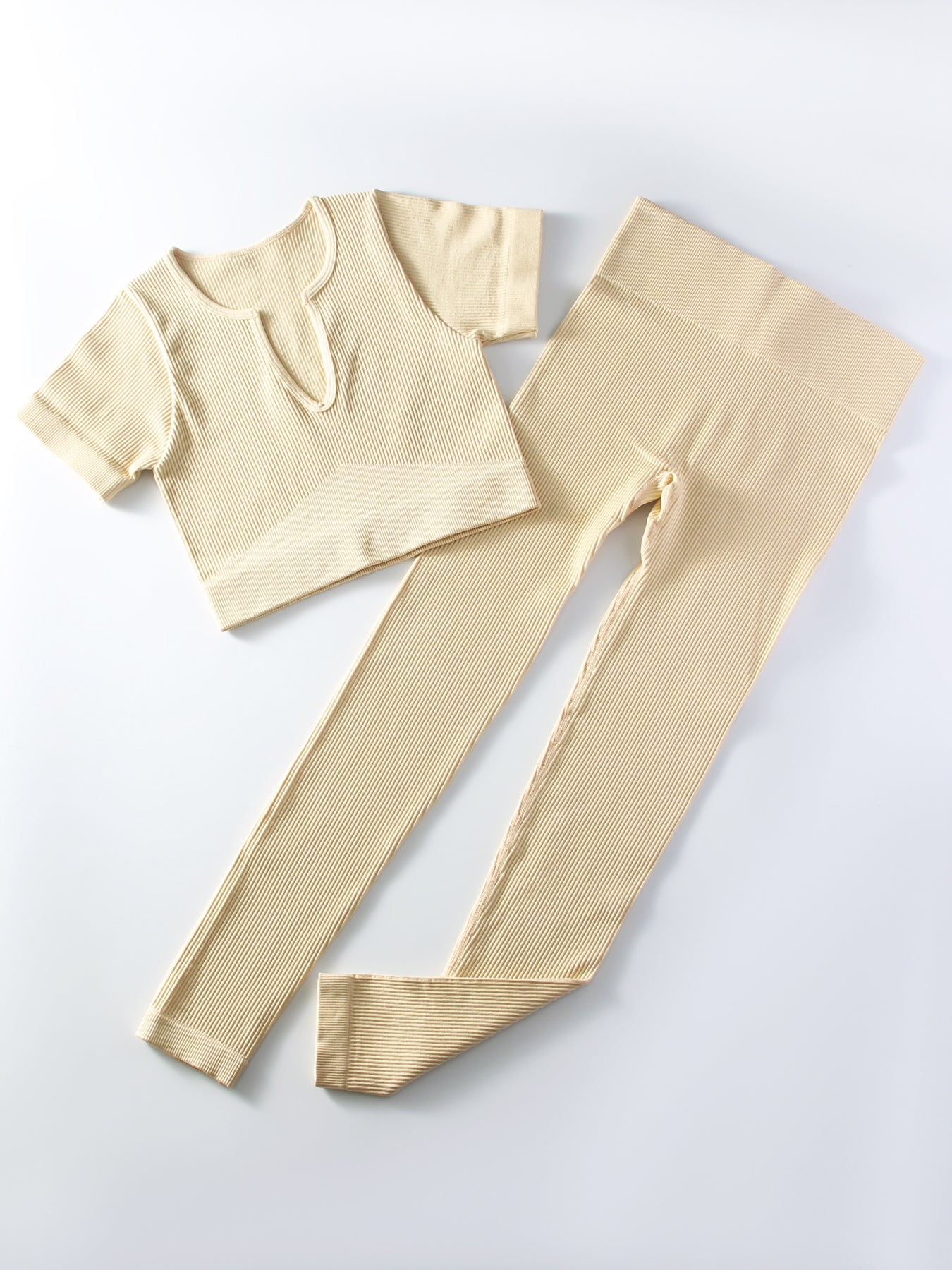 Wearable in all seasons, quick-drying seamless yoga clothing set