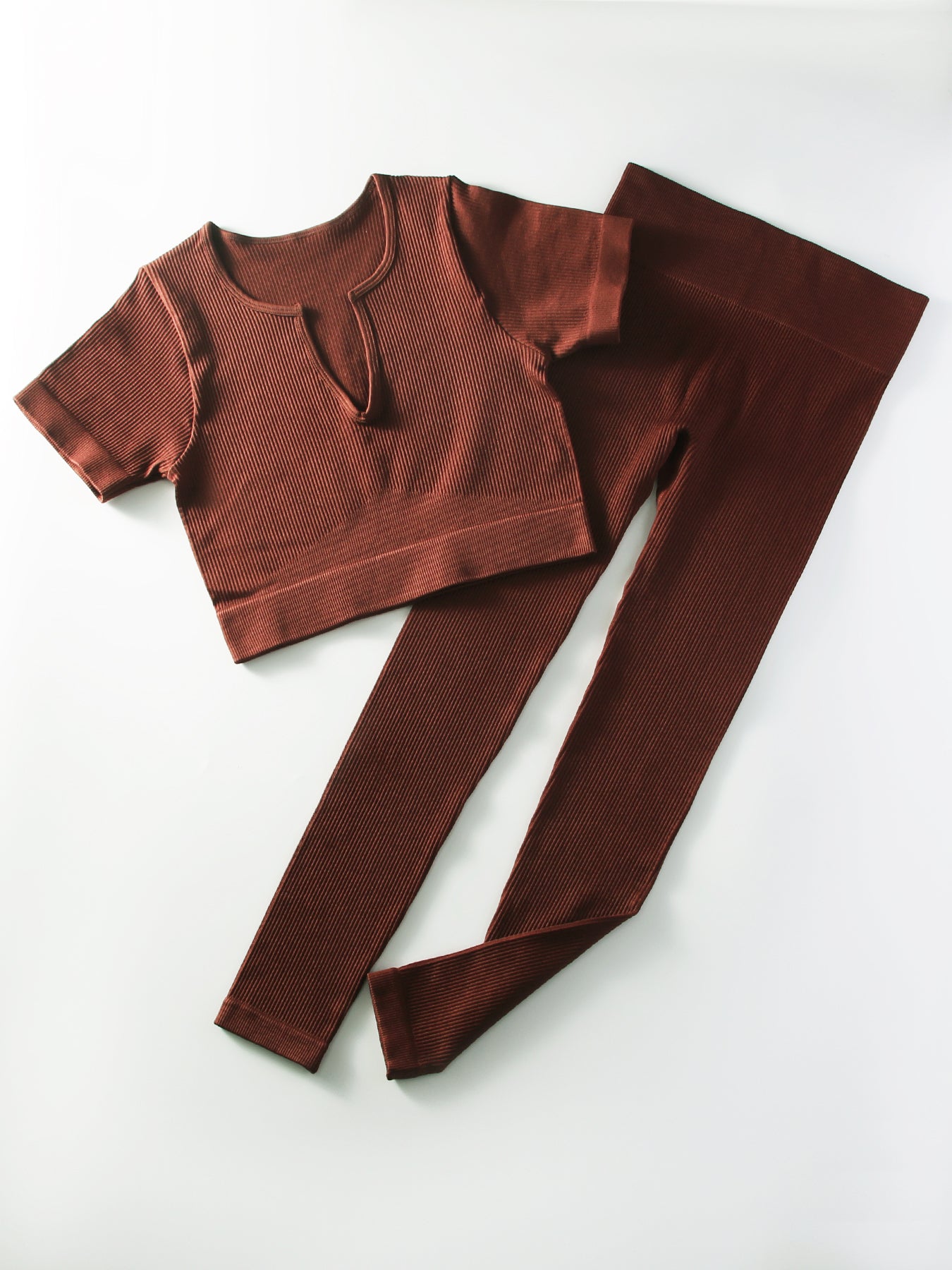 Wearable in all seasons, quick-drying seamless yoga clothing set