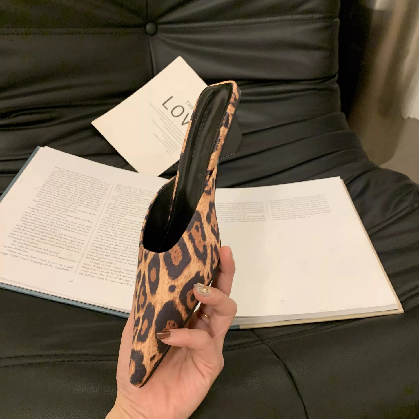 New Luxury Pointed Toe Women Mules Slipper Fashion Candy