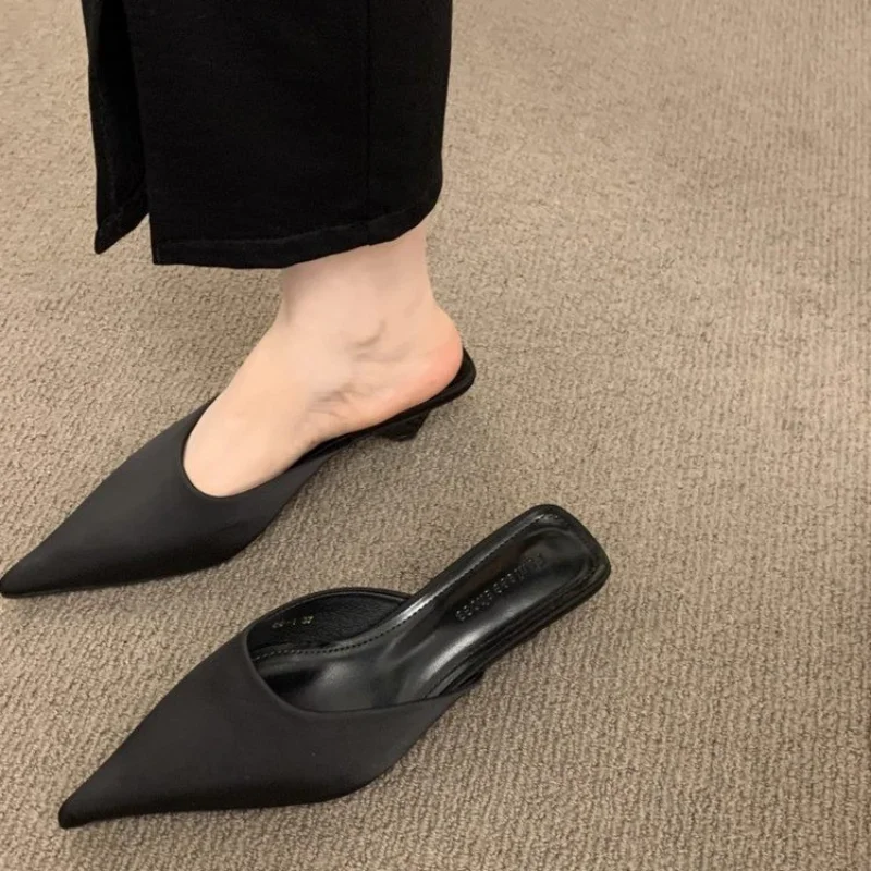 New Luxury Pointed Toe Women Mules Slipper Fashion Candy