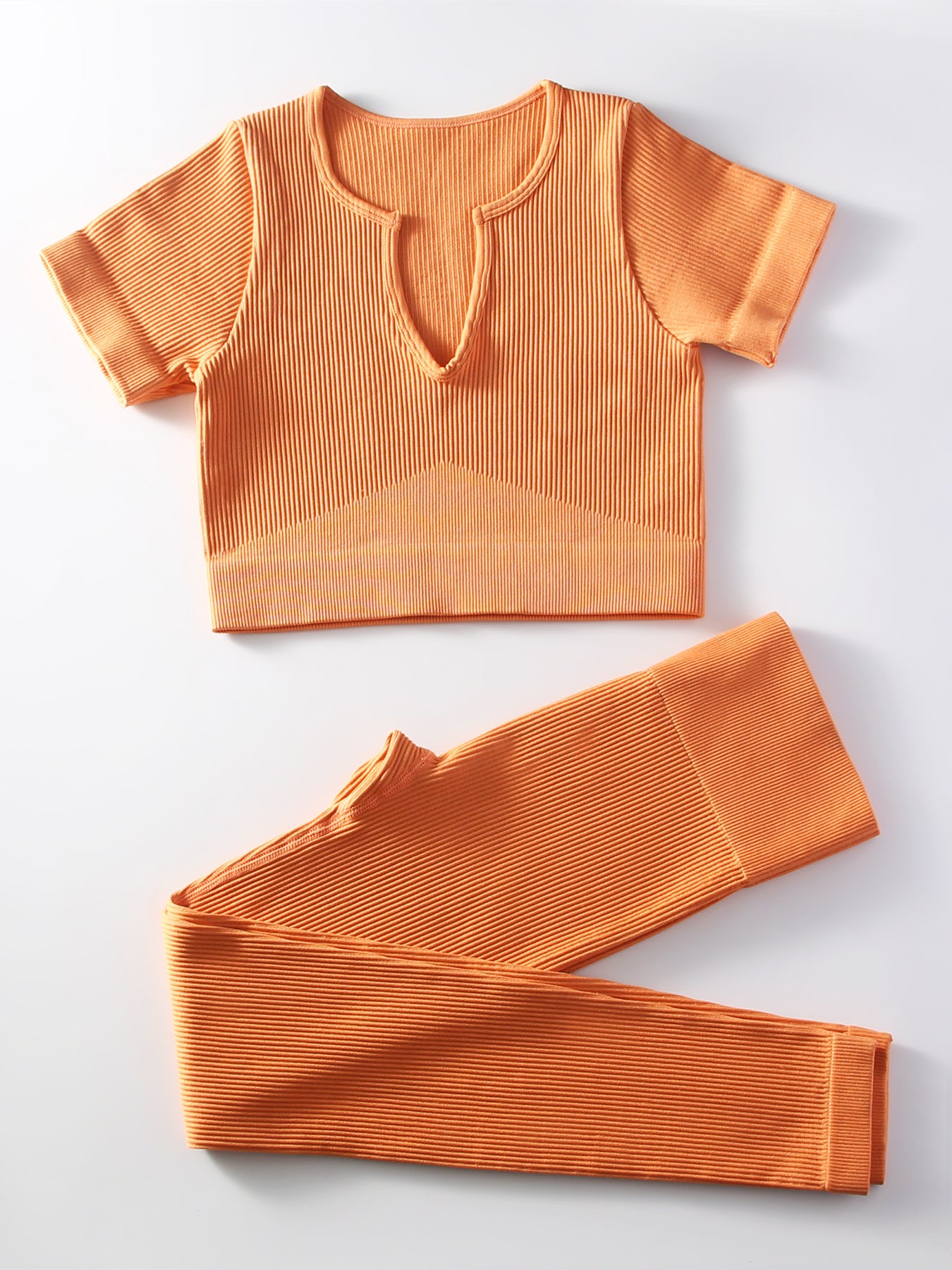 Wearable in all seasons, quick-drying seamless yoga clothing set