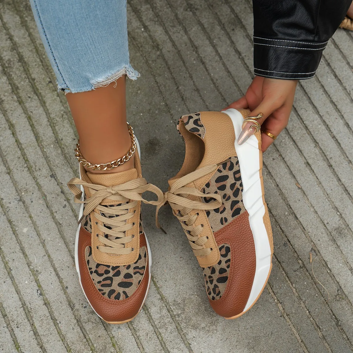 Platform Sneakers Women 2024 Round Toe Low-top Leopard