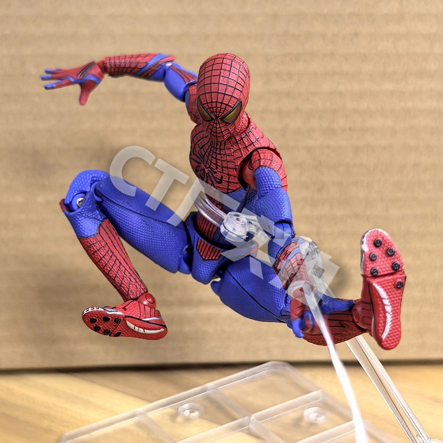 Spiderman Mafex 001 Peter Parker Andrew Garfield Figure