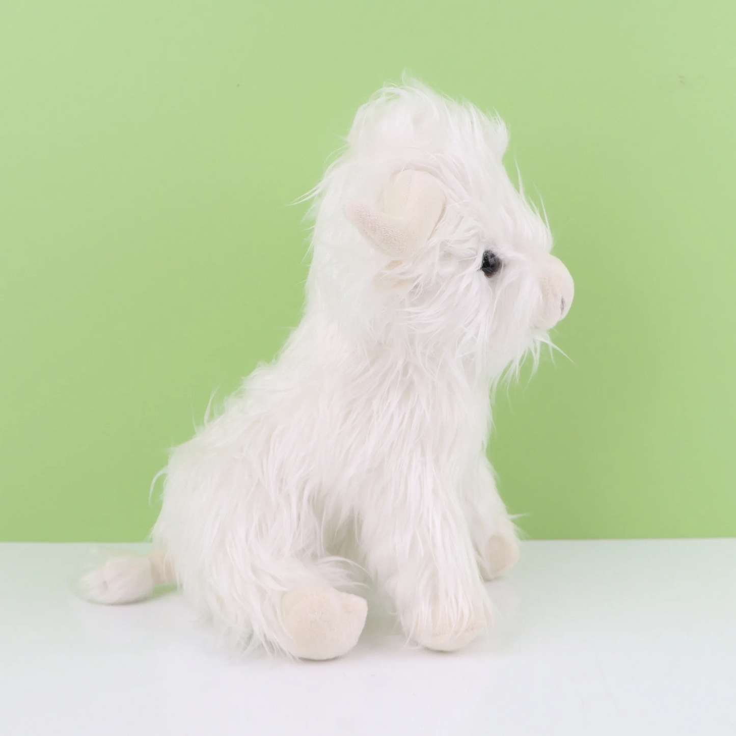 Highland Cow Plush Toy - Adorable Realistic Stuffed Animal