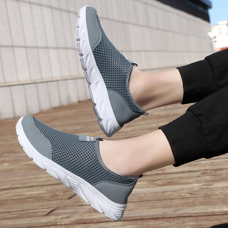 Men Running Shoes Summer Sneakers Mesh Breathable Lightweight Walking Casual Shoes