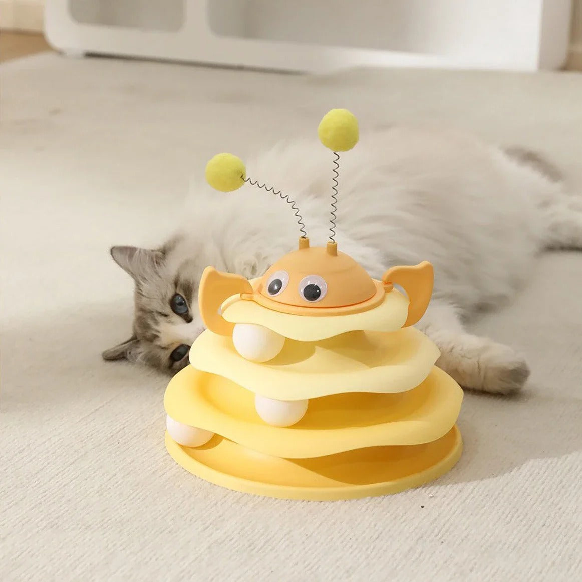 Three-Layer Bee-Shaped Track Cat Toy
