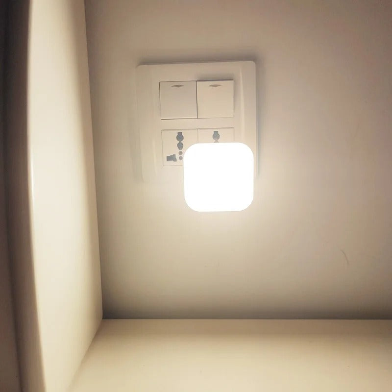 Night Light With EU Plug Smart Motion