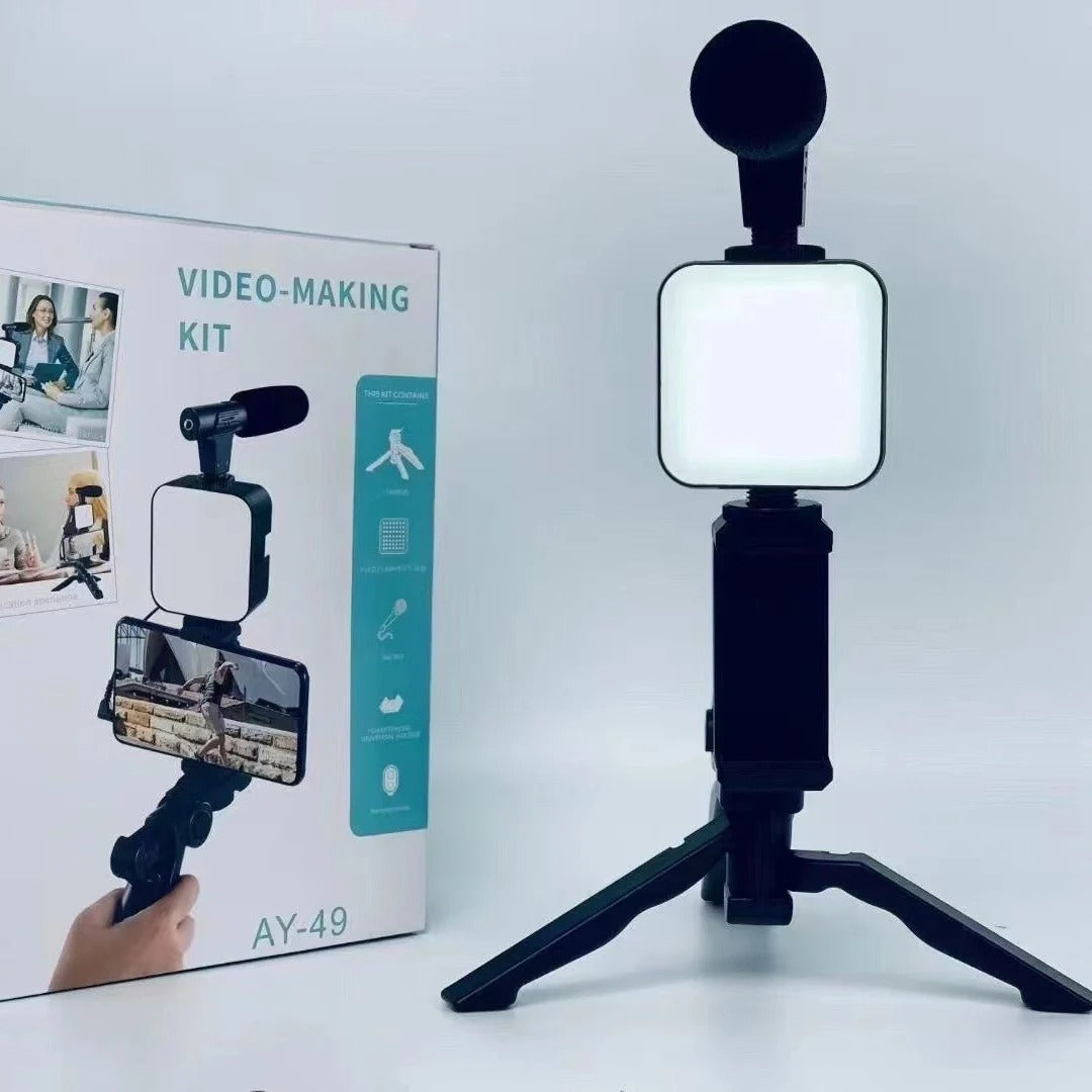 Smartphone Vlogging Kit With Tripod Phone Holder Mini Microphone