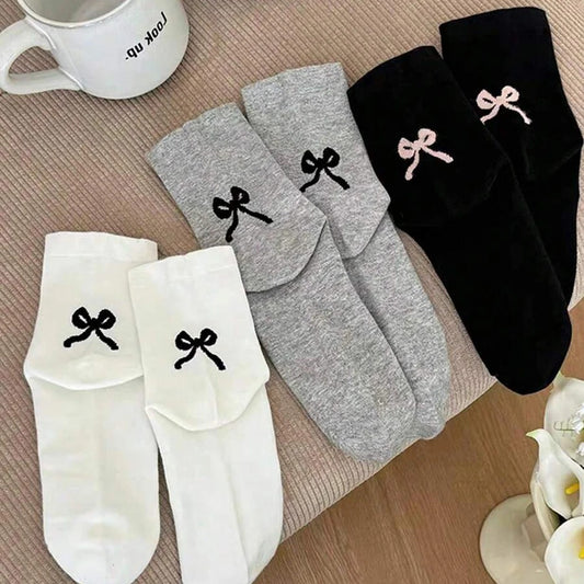 3 Pairs Women Bow Tie Mid Tube Socks Fashionable