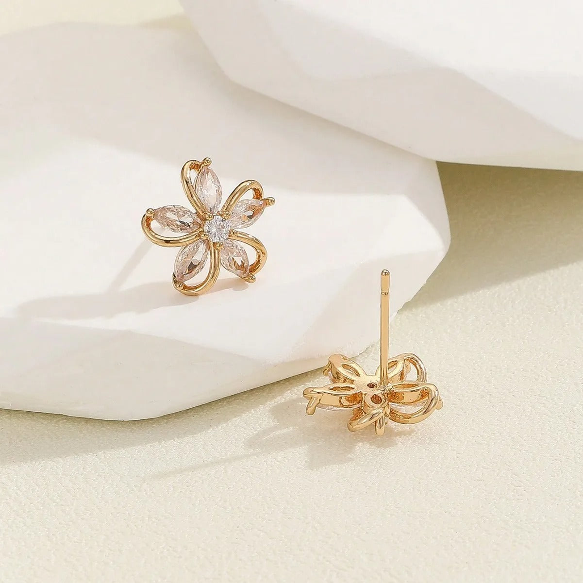 Dainty Flower Stud Earrings for Women