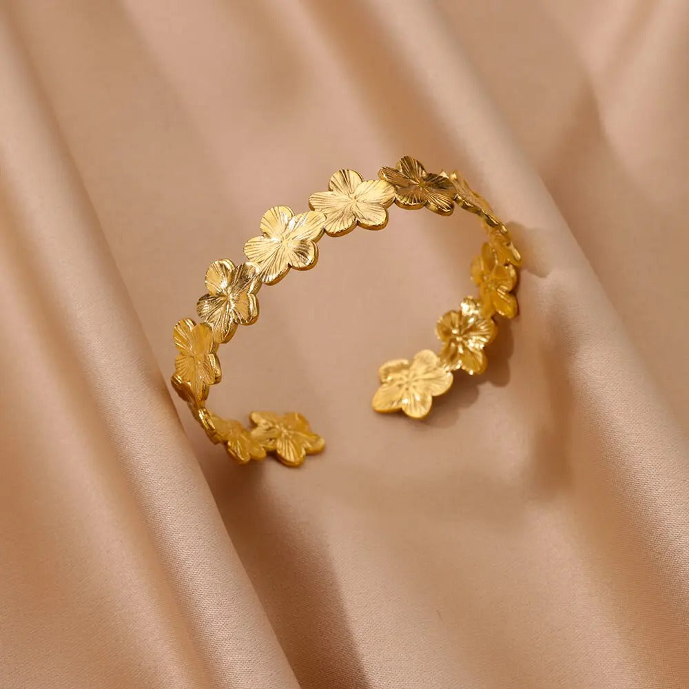 Vintage Flower Cuff Bracelet Bangle for Women